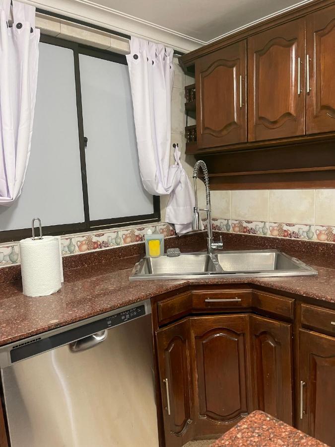 Habitacion Privada Y Hermosa - Laureles 3